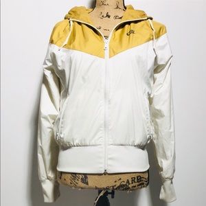 Women’s Nike White and Gold Windbreaker Size Small